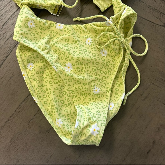 LEOPARD DAISY CUT OUT ONE PIECE - Picture 7 of 7